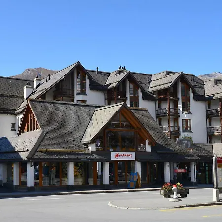 Ferienwohnung Schweizerhof 252 Lenzerheide